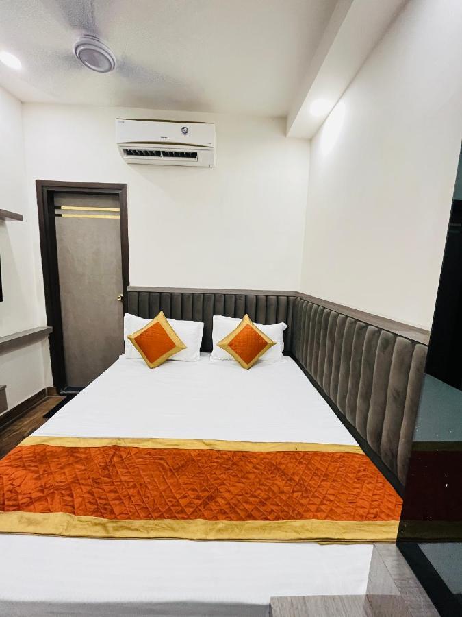 Hotel Red Stone Inn - Near New Delhi Railway Station - Paharganj Экстерьер фото