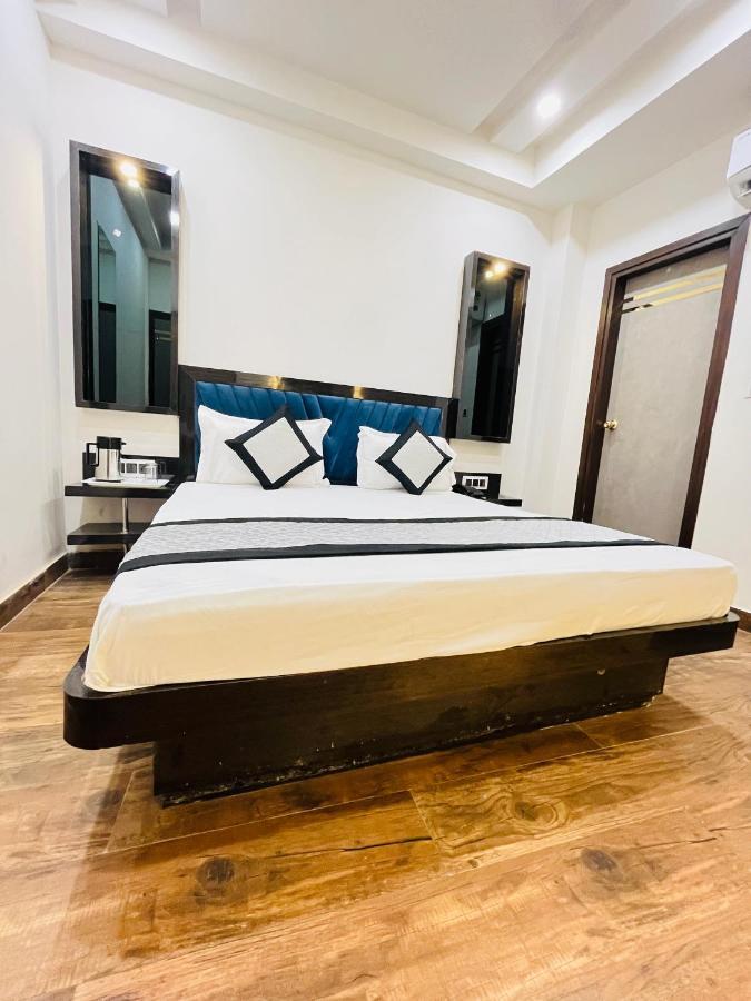Hotel Red Stone Inn - Near New Delhi Railway Station - Paharganj Экстерьер фото